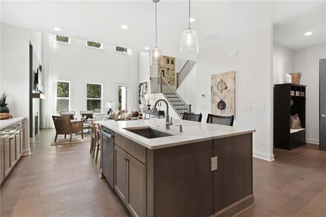 92 East Harbor Drive, Dawsonville, GA 30534