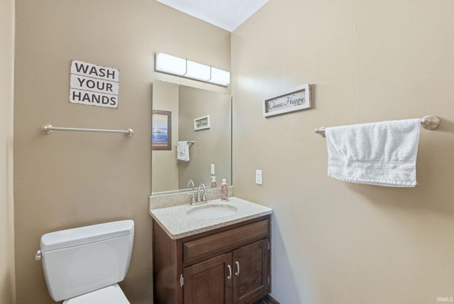 5826 Thoreau Avenue, Fort Wayne, IN 46815