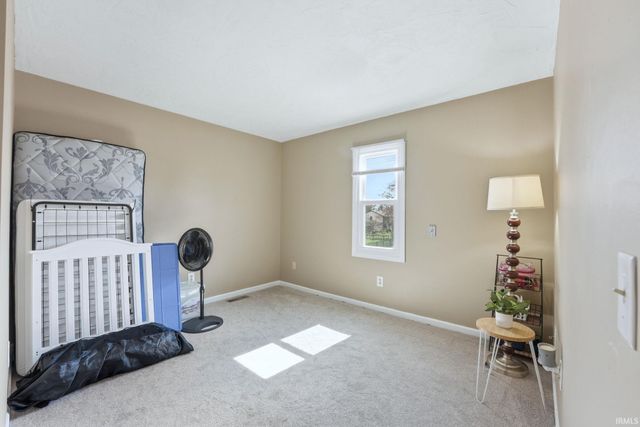 5826 Thoreau Avenue, Fort Wayne, IN 46815