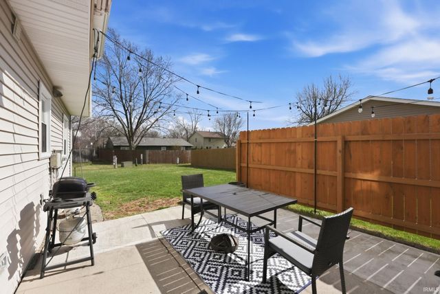 5826 Thoreau Avenue, Fort Wayne, IN 46815