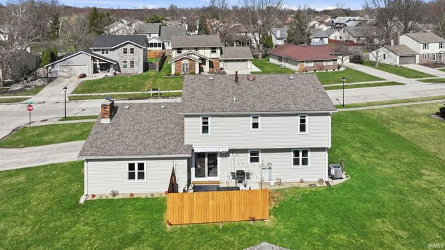 5826 Thoreau Avenue, Fort Wayne, IN 46815