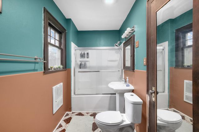 3940 Park Avenue S, Minneapolis, MN 55407