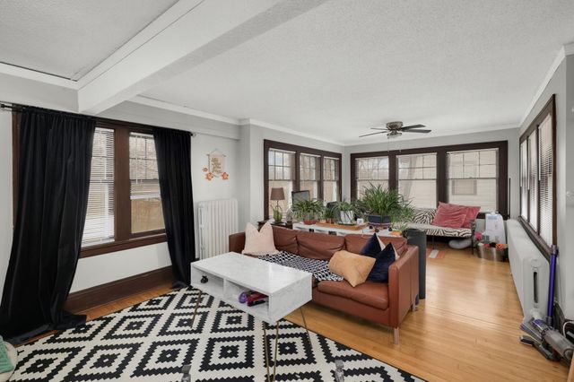 3940 Park Avenue S, Minneapolis, MN 55407