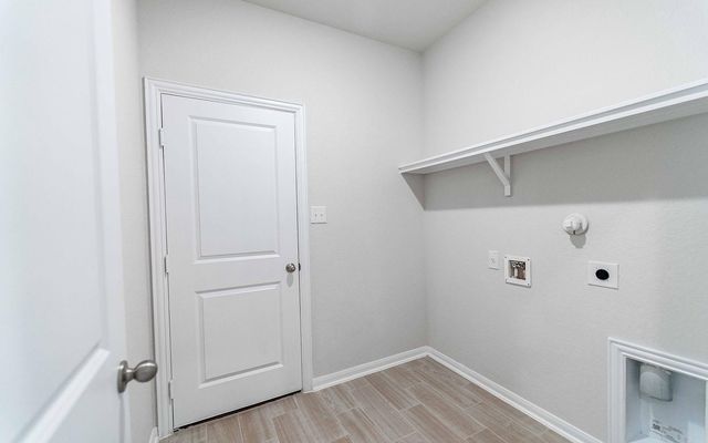 1232 Sweden, Seguin, TX 78155