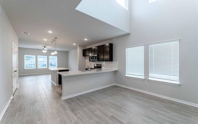 1232 Sweden, Seguin, TX 78155