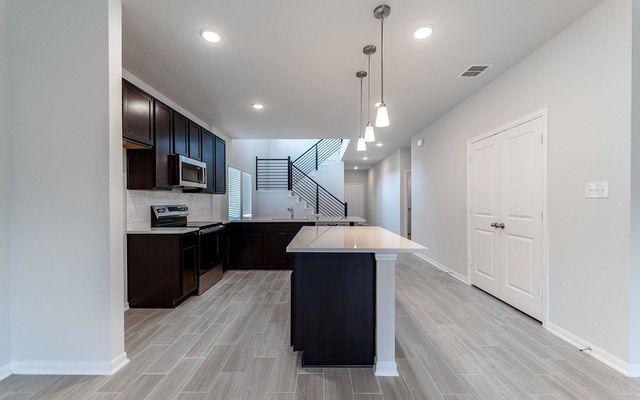 1232 Sweden, Seguin, TX 78155