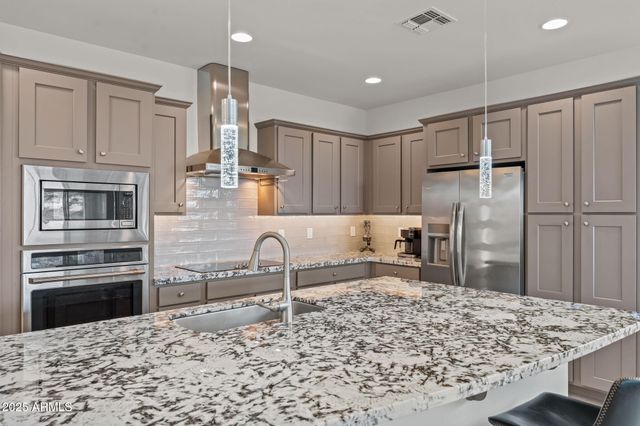 4293 TUMBLEWEED Drive, Wickenburg, AZ 85390