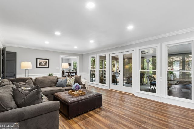 8850 Willowbrae Lane, Roswell, GA 30076