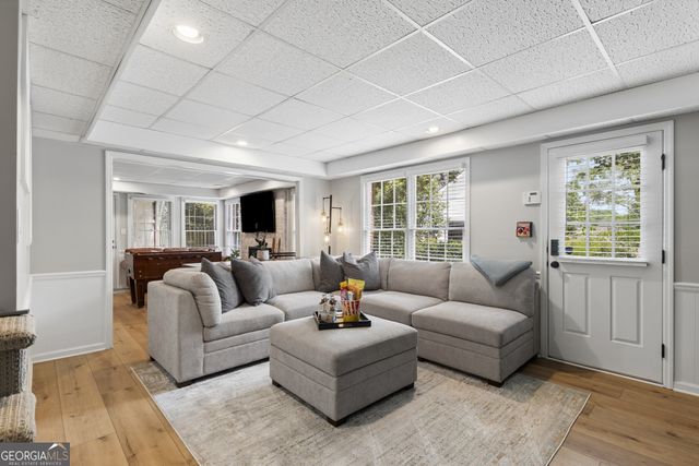 8850 Willowbrae Lane, Roswell, GA 30076