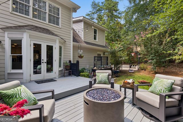 8850 Willowbrae Lane, Roswell, GA 30076