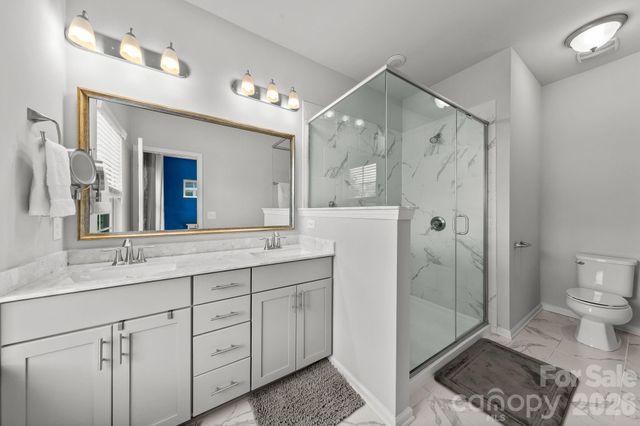 9432 Ainslie Downs Street, Charlotte, NC 28273