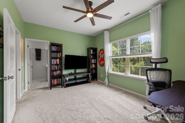 9432 Ainslie Downs Street, Charlotte, NC 28273
