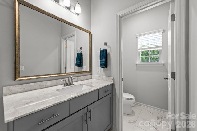 9432 Ainslie Downs Street, Charlotte, NC 28273