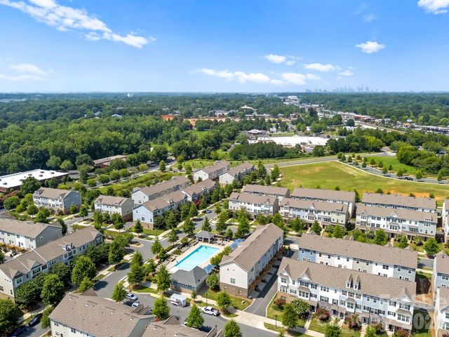 9432 Ainslie Downs Street, Charlotte, NC 28273
