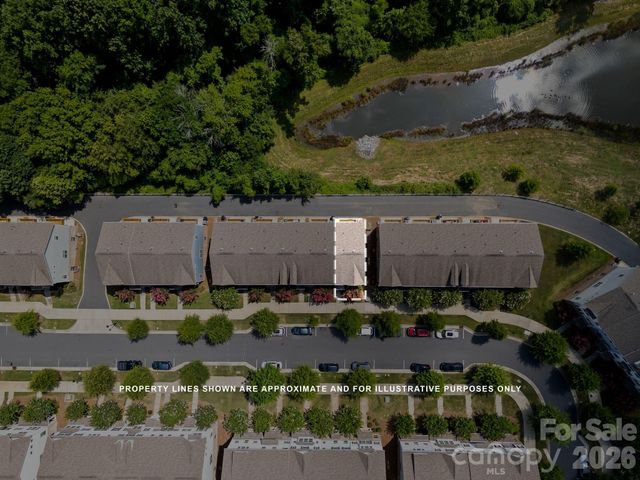 9432 Ainslie Downs Street, Charlotte, NC 28273