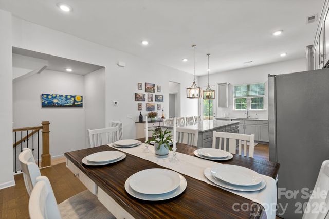 9432 Ainslie Downs Street, Charlotte, NC 28273
