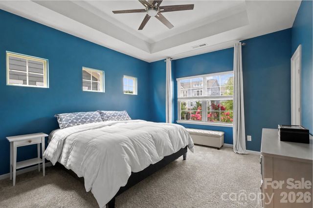 9432 Ainslie Downs Street, Charlotte, NC 28273