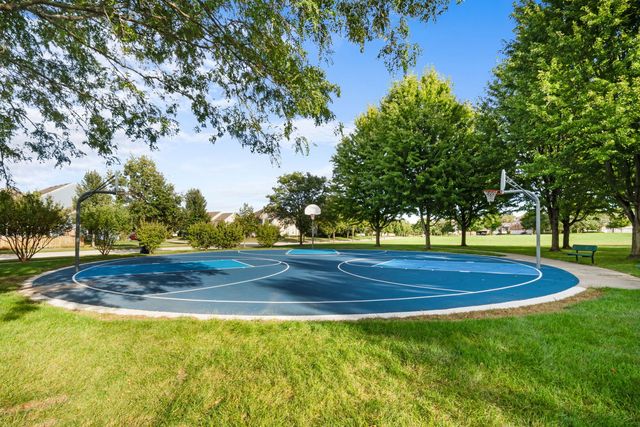 308 Comstock Drive, Elgin, IL 60124