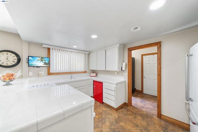 1622 Pegasus St, Newport Beach, CA 92660