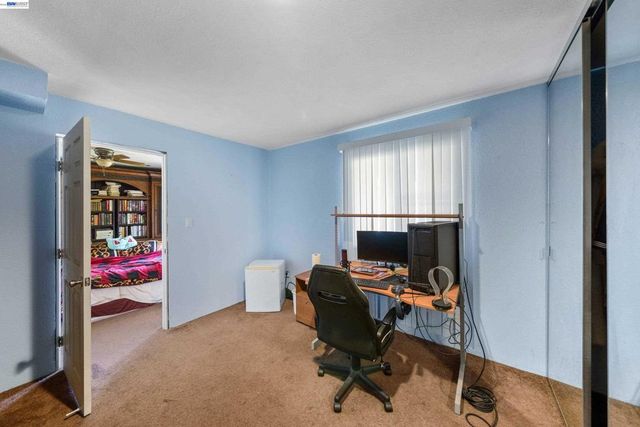 1622 Pegasus St, Newport Beach, CA 92660