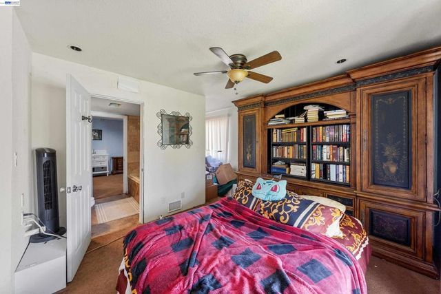 1622 Pegasus St, Newport Beach, CA 92660