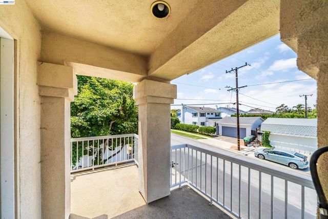 1622 Pegasus St, Newport Beach, CA 92660
