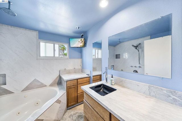 1622 Pegasus St, Newport Beach, CA 92660