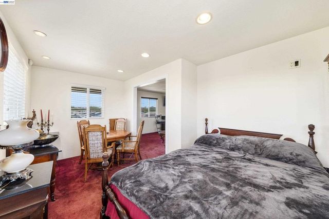 1622 Pegasus St, Newport Beach, CA 92660