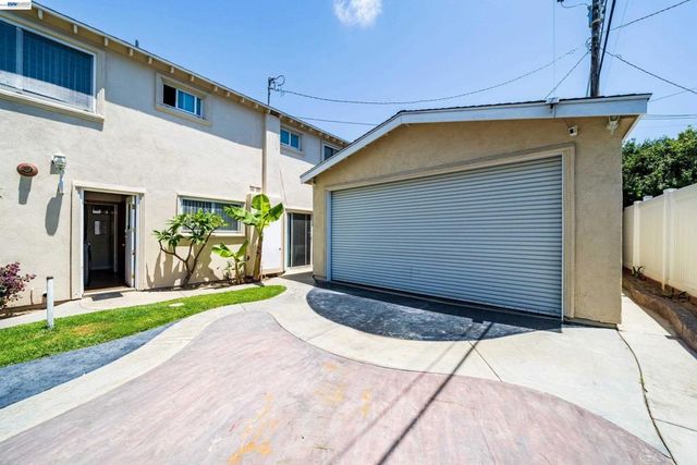 1622 Pegasus St, Newport Beach, CA 92660