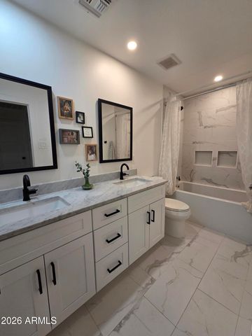 4201 W WALTANN Lane, Phoenix, AZ 85053