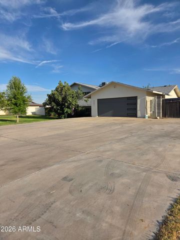 4201 W WALTANN Lane, Phoenix, AZ 85053