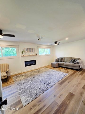 4201 W WALTANN Lane, Phoenix, AZ 85053