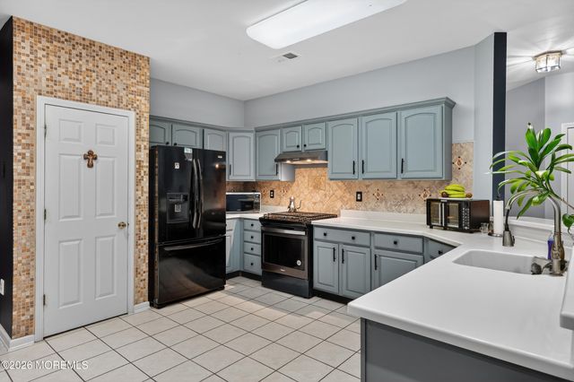 351 Wedgewood Road, Morganville, NJ 07751