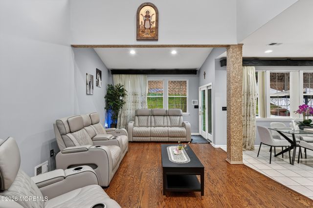 351 Wedgewood Road, Morganville, NJ 07751