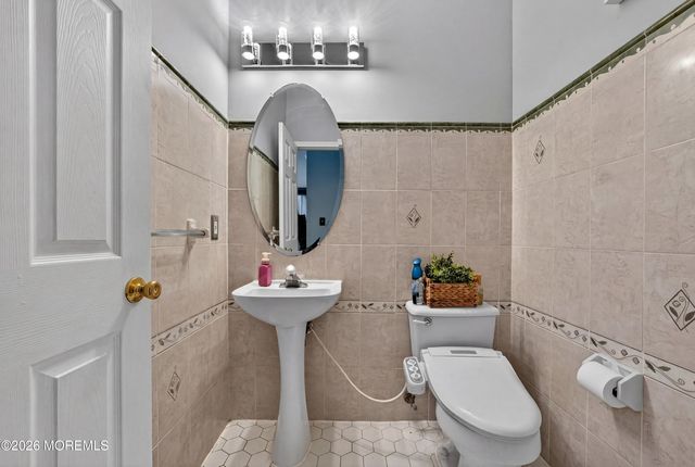 351 Wedgewood Road, Morganville, NJ 07751