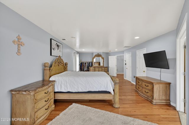 351 Wedgewood Road, Morganville, NJ 07751