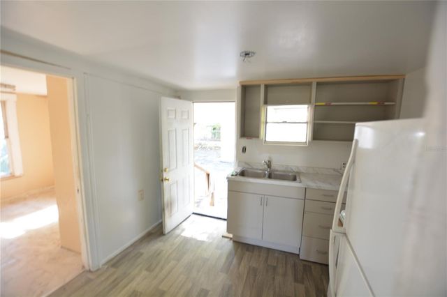 1031 N FLORENCE AVENUE, Lakeland, FL 33805