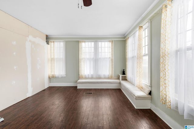 318 8TH TERRACE W, Birmingham, AL 35204