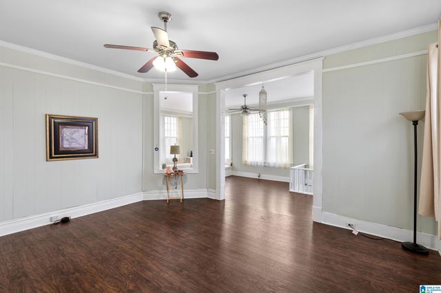 318 8TH TERRACE W, Birmingham, AL 35204