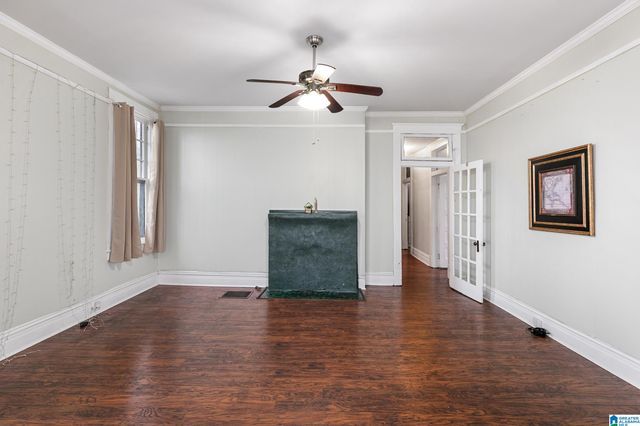 318 8TH TERRACE W, Birmingham, AL 35204