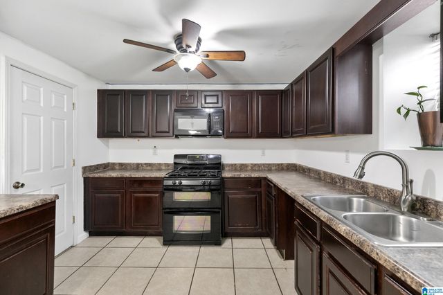 318 8TH TERRACE W, Birmingham, AL 35204