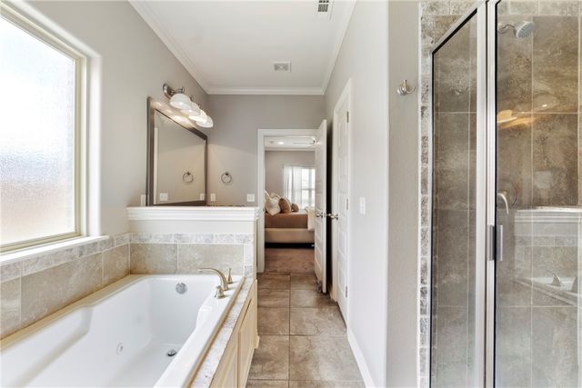 5911 S 66th Street, Cave Springs, AR 72718