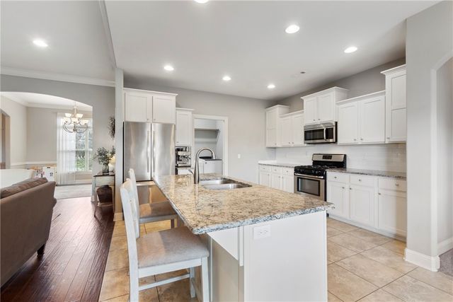 5911 S 66th Street, Cave Springs, AR 72718