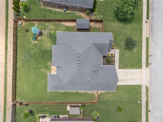 5911 S 66th Street, Cave Springs, AR 72718