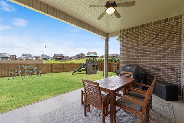 5911 S 66th Street, Cave Springs, AR 72718