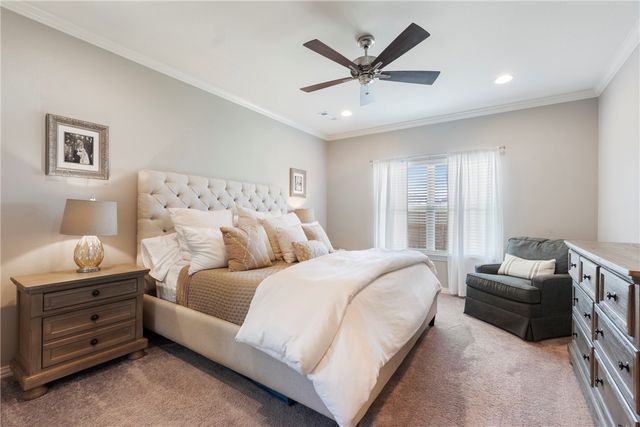 5911 S 66th Street, Cave Springs, AR 72718
