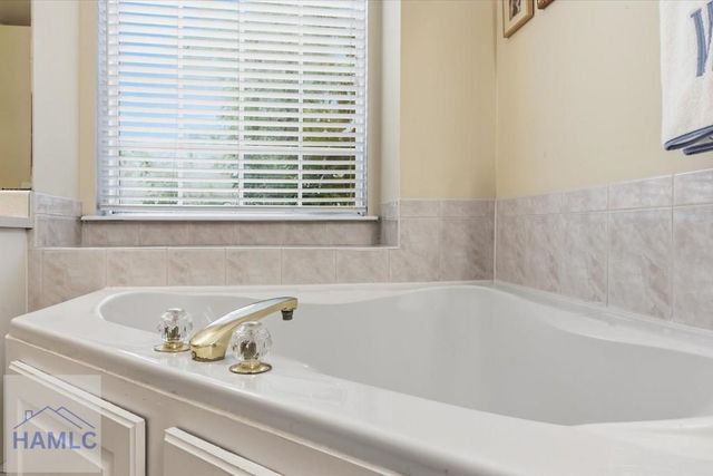 195 Brittany Court, Richmond Hill, GA 31324