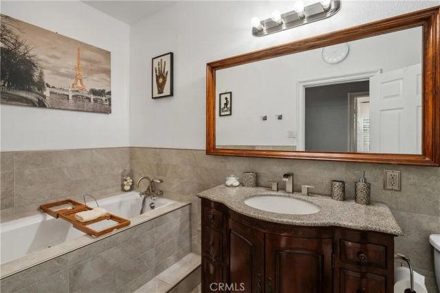 8018 Matilija, Panorama City, CA 91402