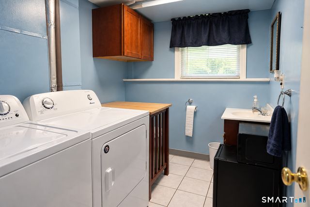 129 Mueller Drive, Hamden, CT 06514