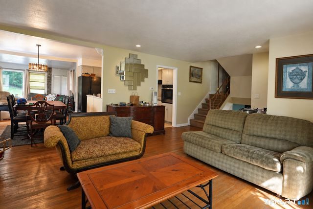 129 Mueller Drive, Hamden, CT 06514